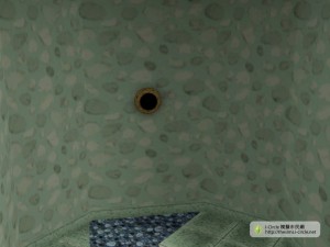 牆孔機關。 牆孔機關。